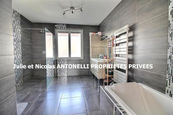 Saint Just Malmont 43240 Maison de ville 197 m² quatre chambres garage et jardin