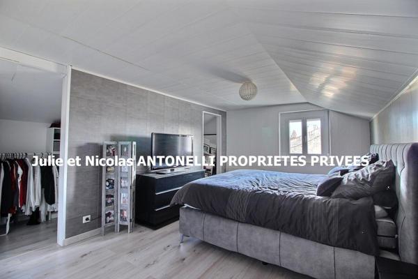 Saint Just Malmont 43240 Maison de ville 197 m² quatre chambres garage et jardin