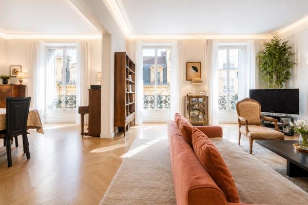 Appartement Paris 17e - SAINT-AUGUSTIN