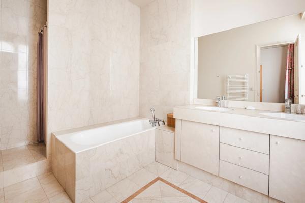 Appartement Paris 17e - SAINT-AUGUSTIN
