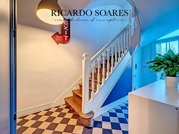 FLEURINES 60700 - MAISON DE VILLE 207m2 / 3 CHAMBRES + 2 STUDIOS / TERRASSE / TERRAIN 534m2 / SOUS-SOL TOTAL