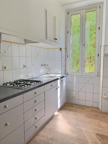 A louer appartement de T1/2 à Marseille 7° avec jardin attenant - ENDOUME