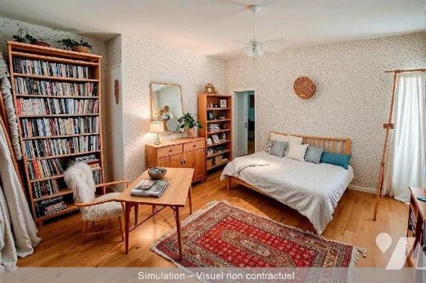 BORDEAUX SAINT GENES
Située rue de Pessac cette magnifique demeure bourgeoise avec éléments d'...