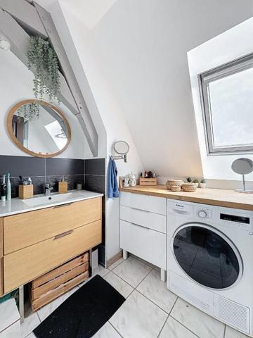 APPARTEMENT DUPLEX T4 - 70.9M² - 3 CHAMBRES - 2 PLACES DE PARKING  - 60870 RIEUX