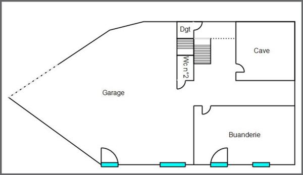 Maison à BRESSUIRE, 79300 - 8 pièces 126m²