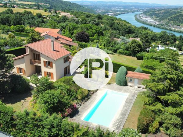 Maison avec piscine - Hauteurs St Romain en Gal
