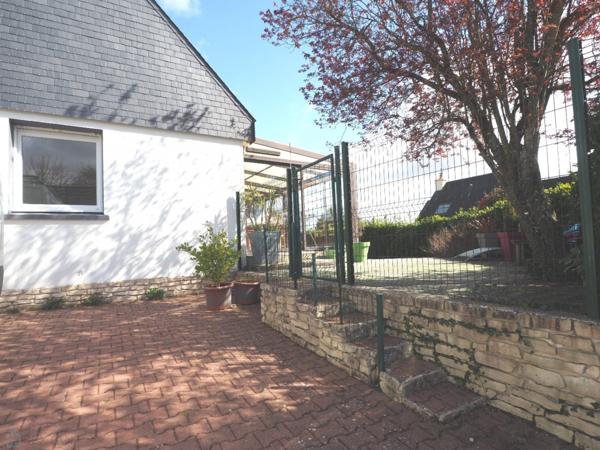 Maison 5 chambres et bureau 25 m2 avec accès indépendant