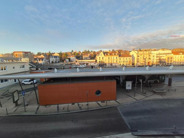 APPARTEMENT AU PIED DE LA GARE