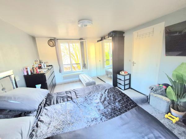 APPARTEMENT AU PIED DE LA GARE