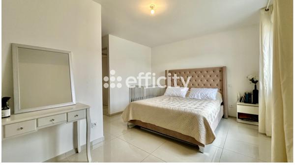 Maison 5 pièces - 120 m² Exclusivité efficity