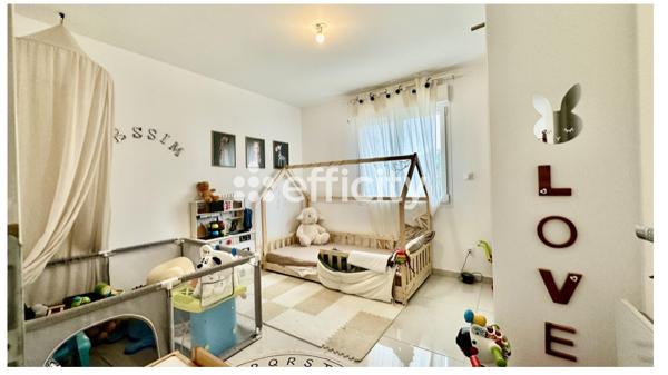 Maison 5 pièces - 120 m² Exclusivité efficity