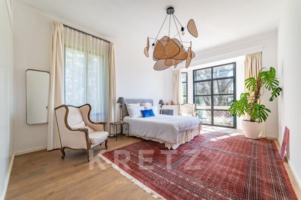 Exclusivité. Aix-en-Provence. Maison 1930, 5 chambres, centre ville, piscine, parking