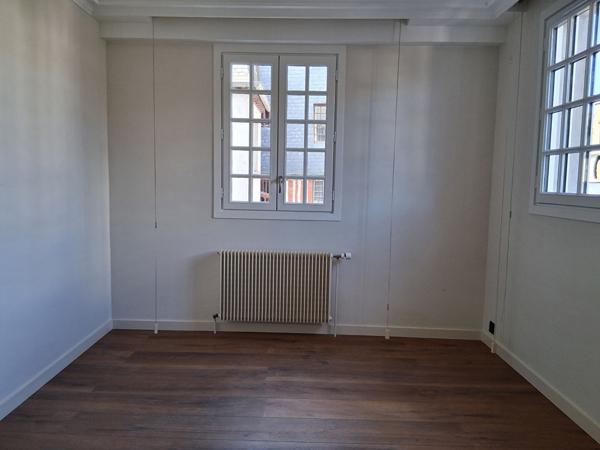 Appartement à vendre à Rennes, 2/3 pièces,très bon état, centre historique; ascenseur; 3è étage.