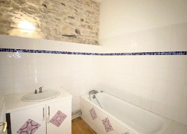 Maison à louer    3 pièces •  Port-de-Lanne