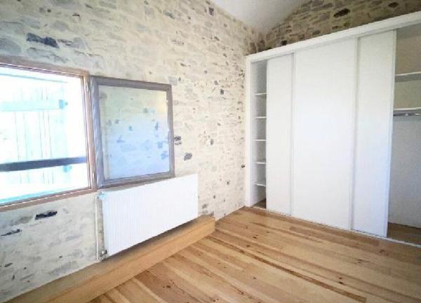 Maison à louer    3 pièces •  Port-de-Lanne