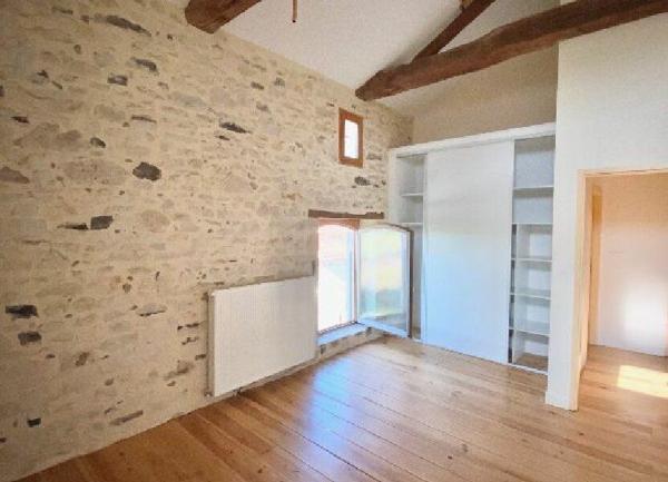 Maison à louer    3 pièces •  Port-de-Lanne