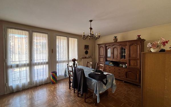 Appartement à vendre    3 pièces • 77,90 m2 Romans-sur-Isère
