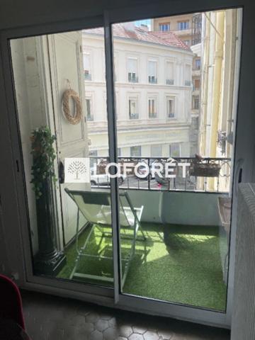 Achat immeuble Saint-Étienne - 9 pièce(s) - 750 m² - 835 000 €