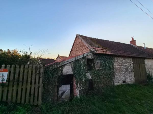 Grange avec parking transformable en maison