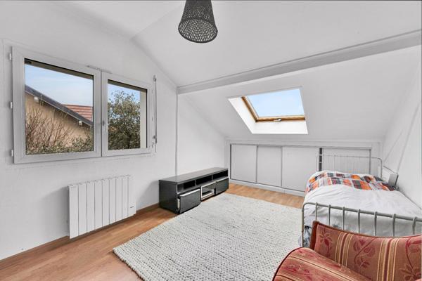 Maison à vendre 8 pièces PREVESSIN MOENS (01)