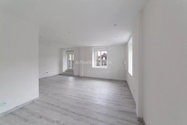 Vente                                                      Appartement
                        
                     2 pièces                      51 m2                     à Villers-le-Lac
