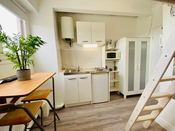 Appartement
         1 pièce
        - 9 m² 59 000 € *
