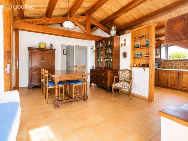 L’ÉPINE – MAISON AU CALME AVEC 720 M² DE TERRAIN À QUELQUES MINUTES DES PLAGES