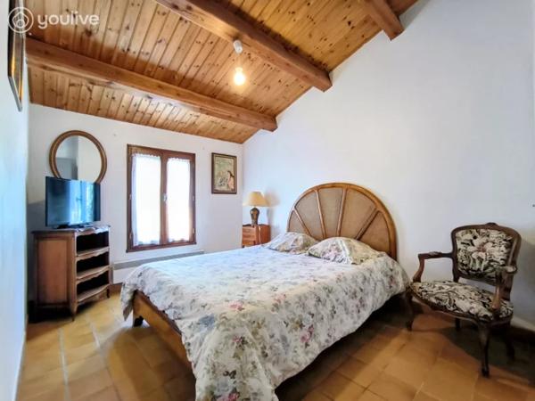 L’ÉPINE – MAISON AU CALME AVEC 720 M² DE TERRAIN À QUELQUES MINUTES DES PLAGES