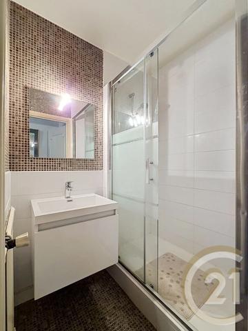 Appartement F4 à vendre  4 pièces - 84,08 m 2   CHOISY LE ROI  - 94