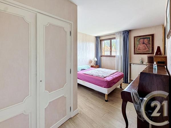 Appartement F4 à vendre  4 pièces - 84,08 m 2   CHOISY LE ROI  - 94