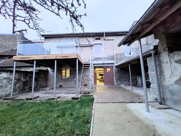 Vente Maison 5 pièces 205 m2 à Neufchâteau