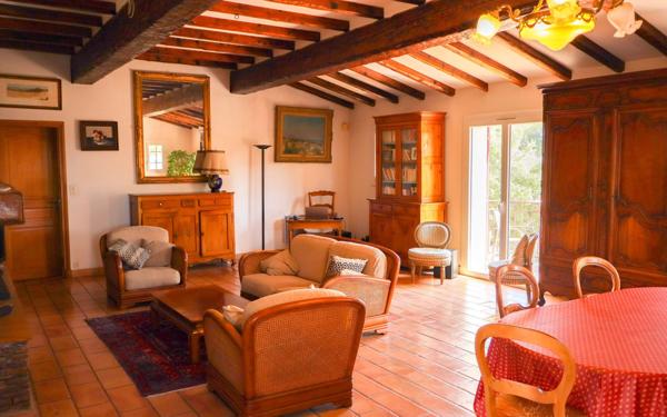 Maison à vendre    5 pièces • 140 m2 La Seyne-sur-Mer