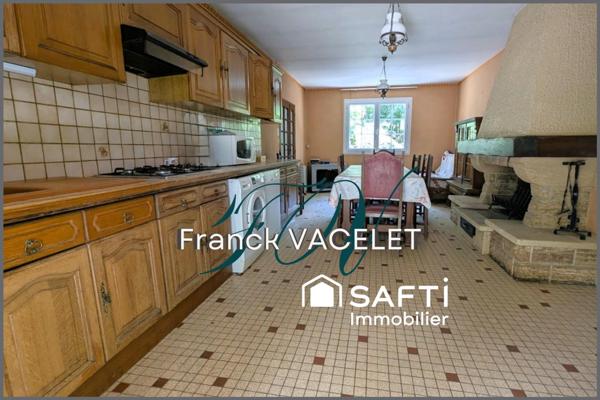 Charmante maison en pierre avec jardin, garage et fort potentiel