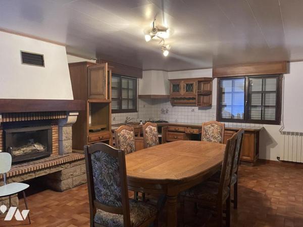 Maison dans le bourg  de BERNE