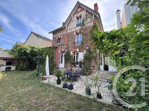 Maison à vendre  8 pièces - 172,89 m 2   LA VARENNE ST HILAIRE  - 94