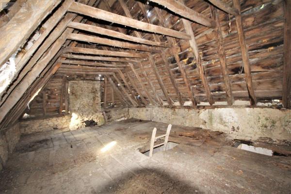 Corps de ferme à vendre à Villefranche-de-Rouergue dans l'Aveyron (12200), ref : 3129