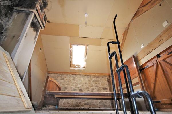 Corps de ferme à vendre à Villefranche-de-Rouergue dans l'Aveyron (12200), ref : 3129