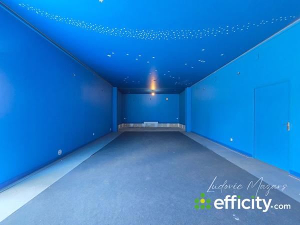 Local Commercial 6 pièces - 520 m²