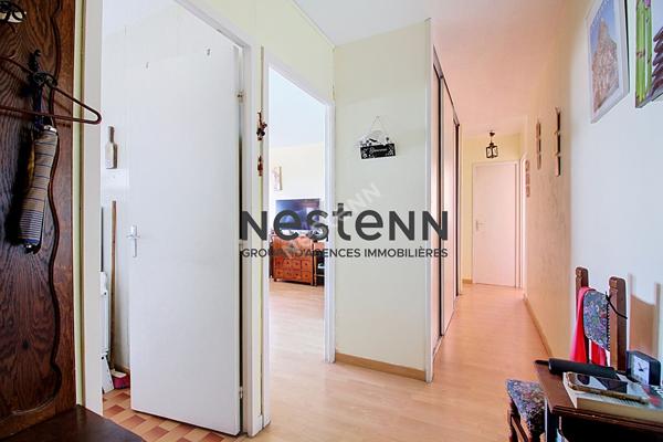 VIAGER OCCUPE AVEC RENTE : T3 77 m² avec loggia de 7m² + cave privative