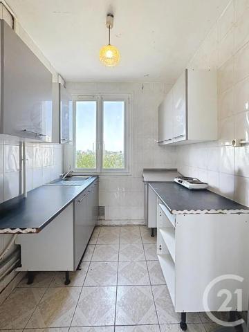 Appartement F4 à vendre  4 pièces - 64,11 m 2   GARGES LES GONESSE  - 95