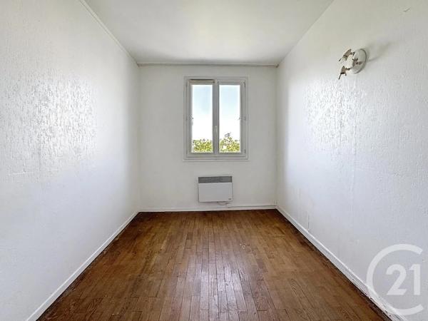 Appartement F4 à vendre  4 pièces - 64,11 m 2   GARGES LES GONESSE  - 95