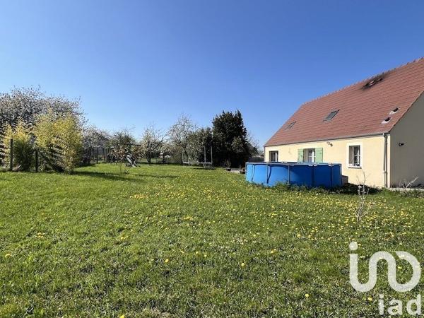 Maison traditionnelle 6 pièces de 145 m² à Villeneuve-la-Guyard (89340)