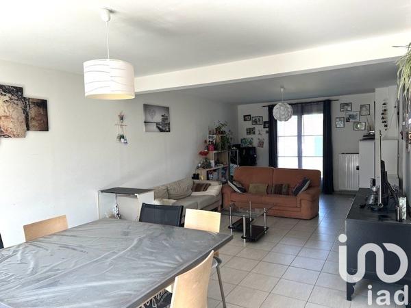 Maison traditionnelle 6 pièces de 145 m² à Villeneuve-la-Guyard (89340)