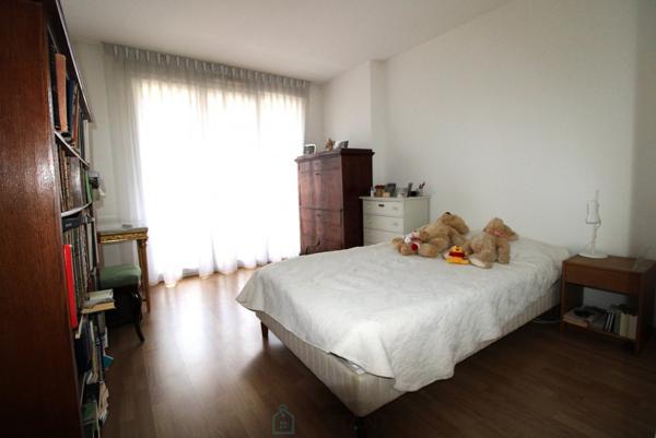 DIVONNE-LES-BAINS- Bel appartement T4 de 117 m² -  730.000 