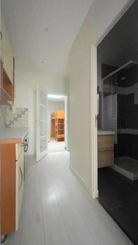 Appartement à louer 2 pièces MONTROUGE (92)