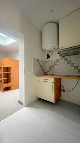 Appartement à louer 2 pièces MONTROUGE (92)