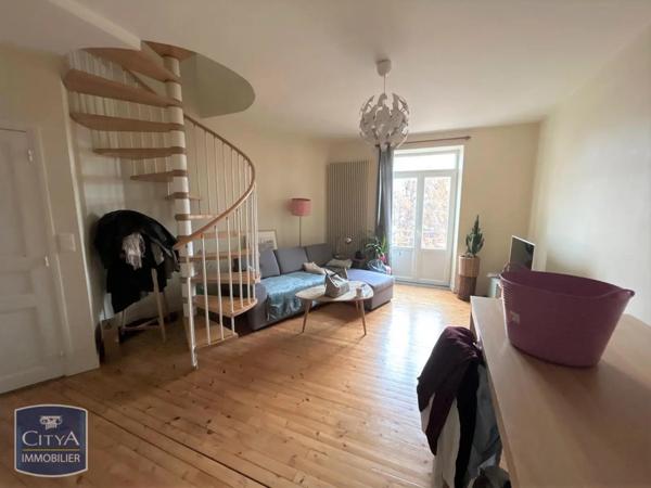 Appartement à louer 4 pièces 82.51m²