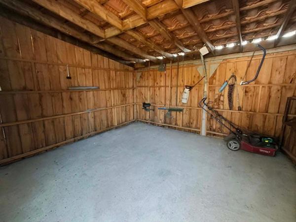 Maison de plain-pied récente 2020 avec jardin sans vis-à-vis, dépendance, carport et possibilité d'extension