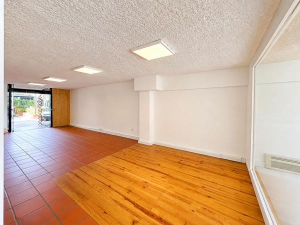 TOULOUSE - SAINT-GEORGES MURS COMMERCIAUX DE 165.72 m2 , Toulouse