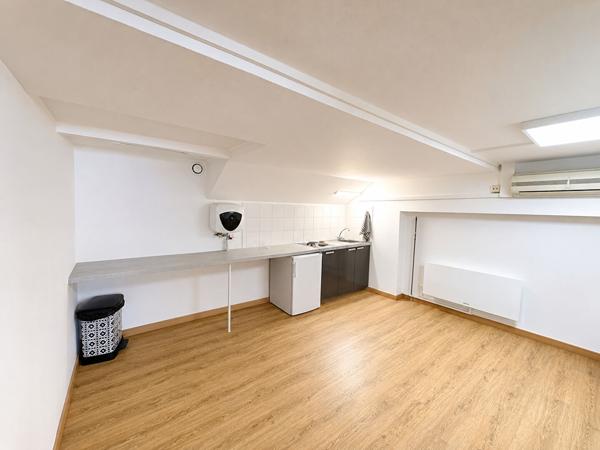 TOULOUSE - SAINT-GEORGES MURS COMMERCIAUX DE 165.72 m2 , Toulouse